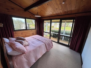 4 bedrooms, free WiFi