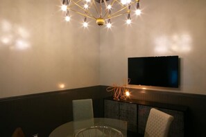 تناول الطعام