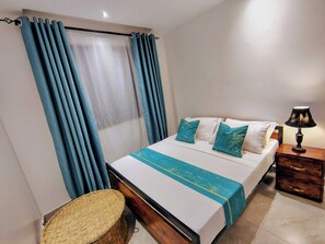 2 bedrooms, iron/ironing board, WiFi, bed sheets