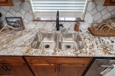 Refuge Hunting Cabin