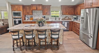 Refuge Hunting Cabin