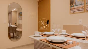 Apartment | Dining