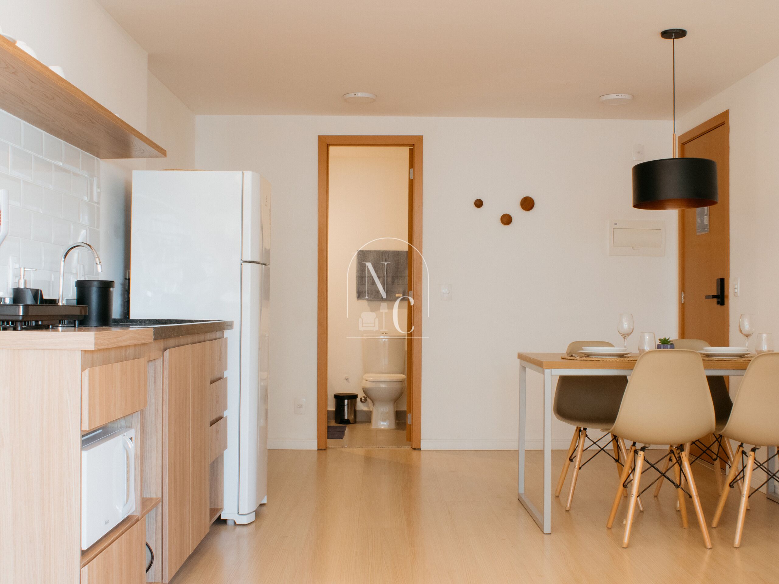 Studio | Private kitchen | Full-size fridge, microwave, stovetop, cookware/dishes/utensils