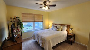 3 室のベッドルーム、デスク、アイロン / アイロン台、WiFi (無料)