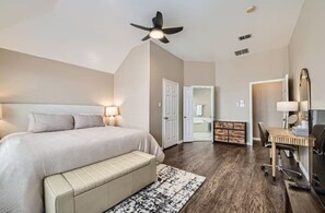 5 Schlafzimmer, Bügeleisen/Bügelbrett, WLAN, Bettwäsche