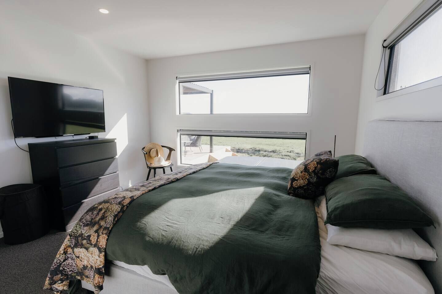 4 habitaciones, tabla de planchar con plancha y wifi gratis 