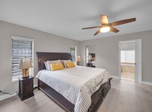 4 室のベッドルーム、WiFi