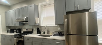Stylish Apartment near Chicago Downtown