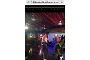 Bar (in der Unterkunft)