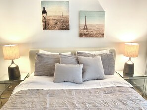 1 soverom, strykejern/-brett, wi-fi og sengetøy