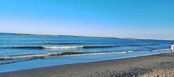Iris apartment with sea view a stone's throw from the beach and downtown