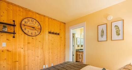 Treetop Retreat @ 7th Mountain (2bd/2bt +resort amenities)