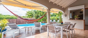 Villa Blue Cane with a pool and ping-pong table, perfect for families