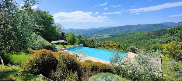 Villa, 5 chambres, piscine privée, vue sur le jardin | Piscine | Piscine extérieure