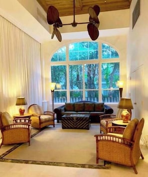 تلفزيون ذكي