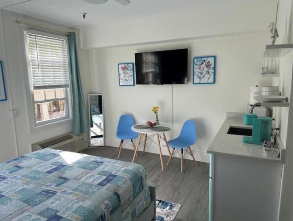 1 bedroom, iron/ironing board, free WiFi, bed sheets
