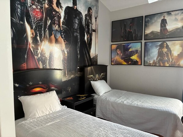 4 slaapkamers, een strijkplank/strijkijzer, gratis wifi, beddengoed