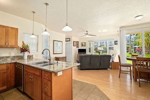 Interior - Tropical Oasis in Princeville (Princeville)