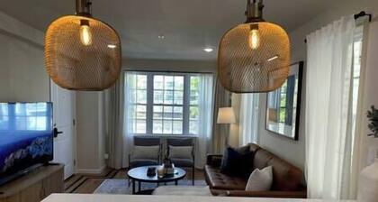 LUXE 3BR Stay • Free Parking • Near NYC