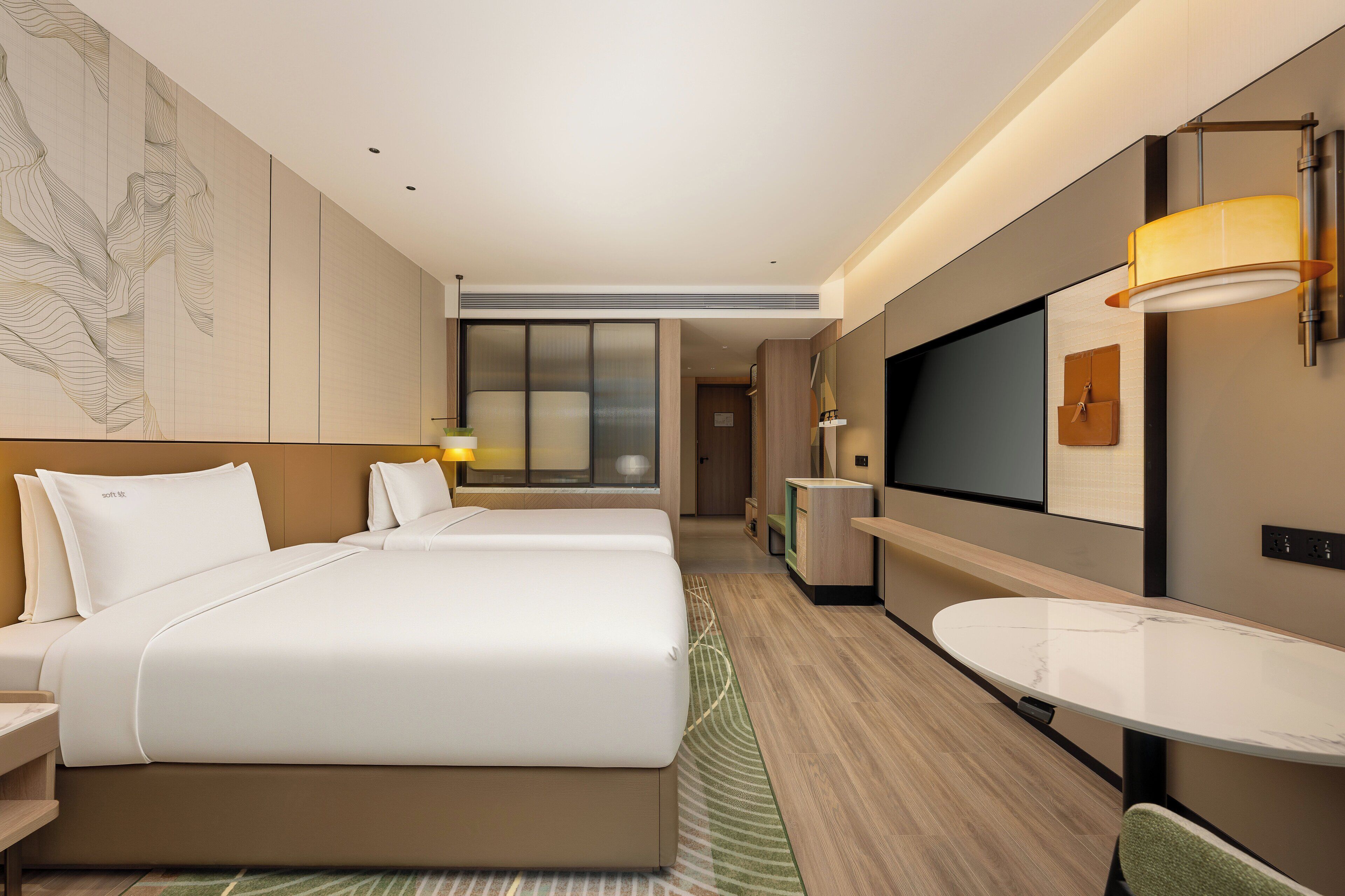 Down duvets, in-room safe, desk, laptop workspace