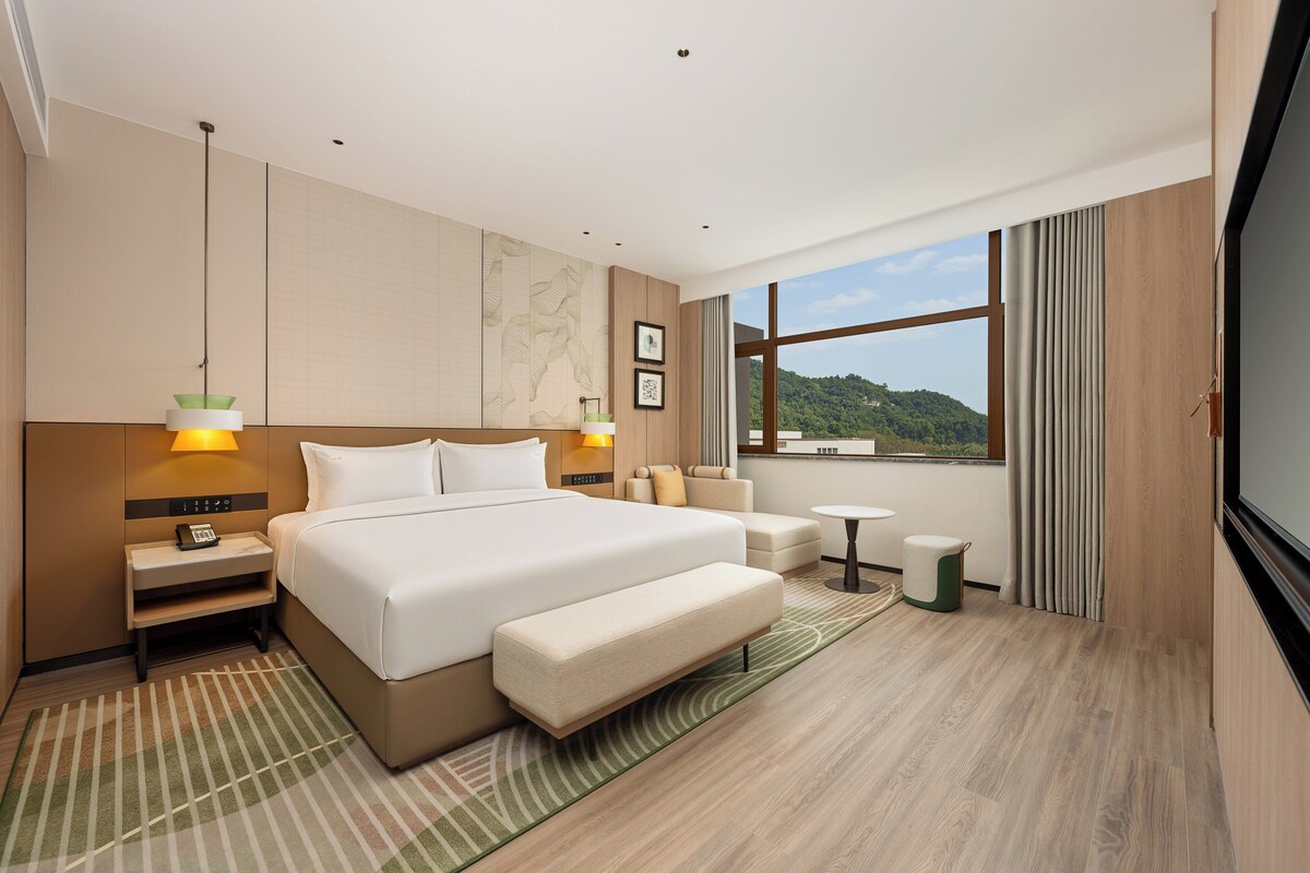 Phòng Suite, 1 phòng ngủ | Chăn bông, két bảo mật tại phòng, bàn 