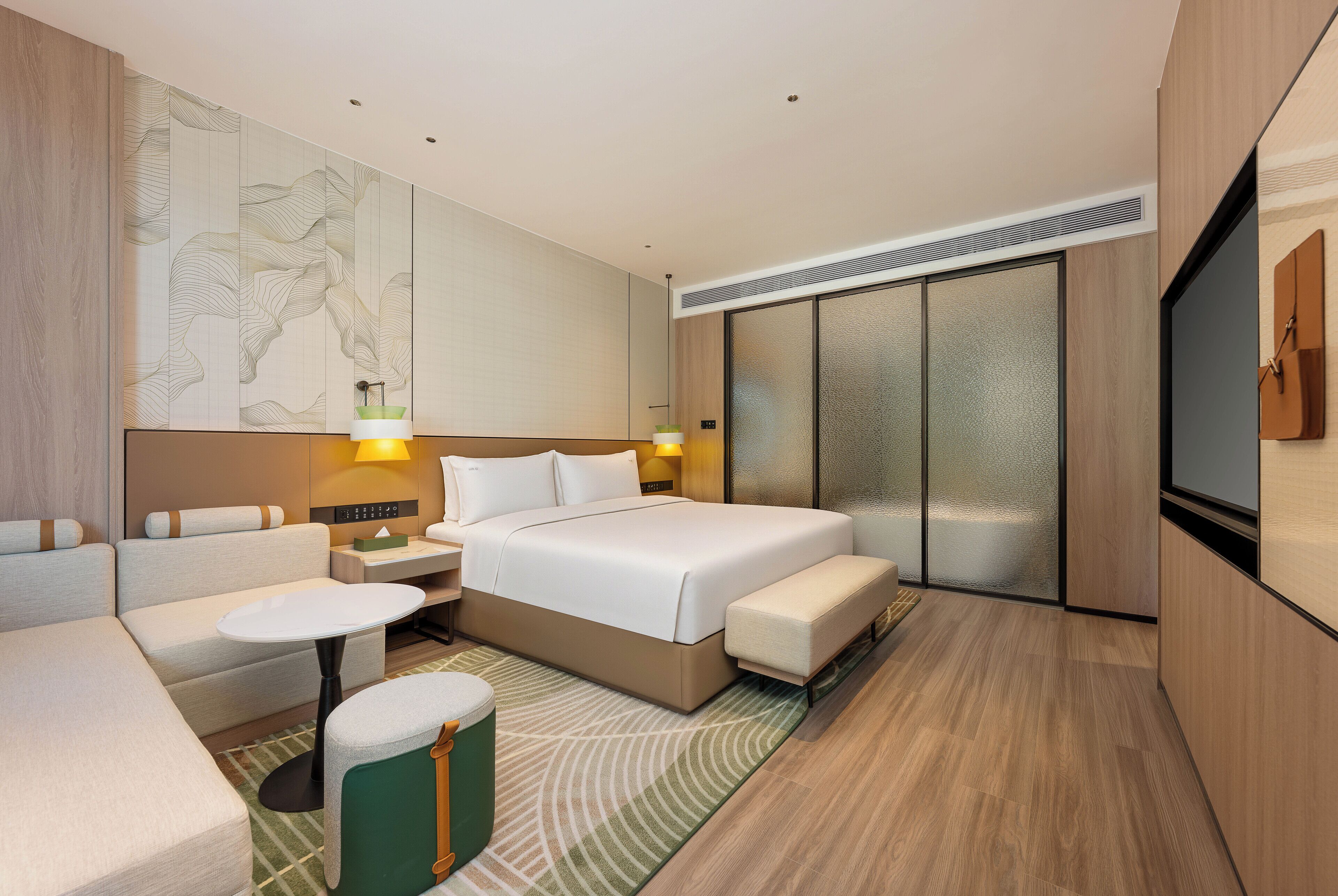 One Bedroom Premium Suite | Down comforters, in-room safe, desk, laptop workspace