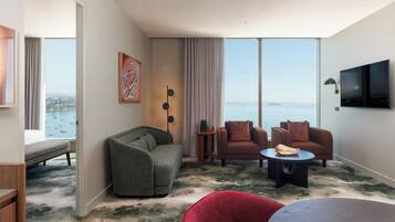 In-room safe, soundproofing