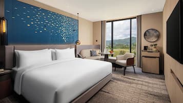 Rom – standard, 1 kingsize-seng | Sengetøy av topp kvalitet, minibar, safe på rommet og skrivebord