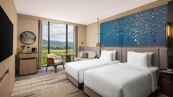 Minibar, in-room safe, desk, laptop workspace