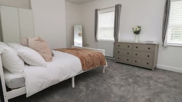 3 bedrooms, individually decorated, individually furnished