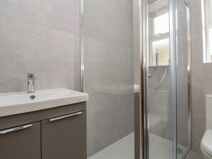 Bathroom - 5 Marsh Lane (Flint)