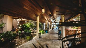 Condo (Multiple Bedrooms) | Property amenity