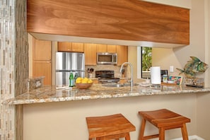 Condo (3 Bedrooms) | Private kitchen