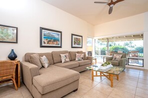 Living room - Kapalua Bay Villas 2 Free Rental Cars KBM Resorts Large Master Suite 2 Units, 3 Bedrooms KBV Ml-1528 (Kapalua)