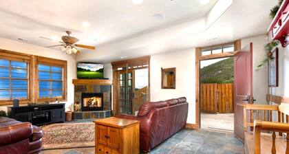 Park City KBM Resorts Walk To Main Street And To Park City Mountain, Hot Tub, On Free Citywide Bus Route 2 Units, 8 Bedrooms Ml-1341