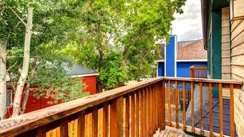 Townhome (Multiple Bedrooms) | Teres/patio