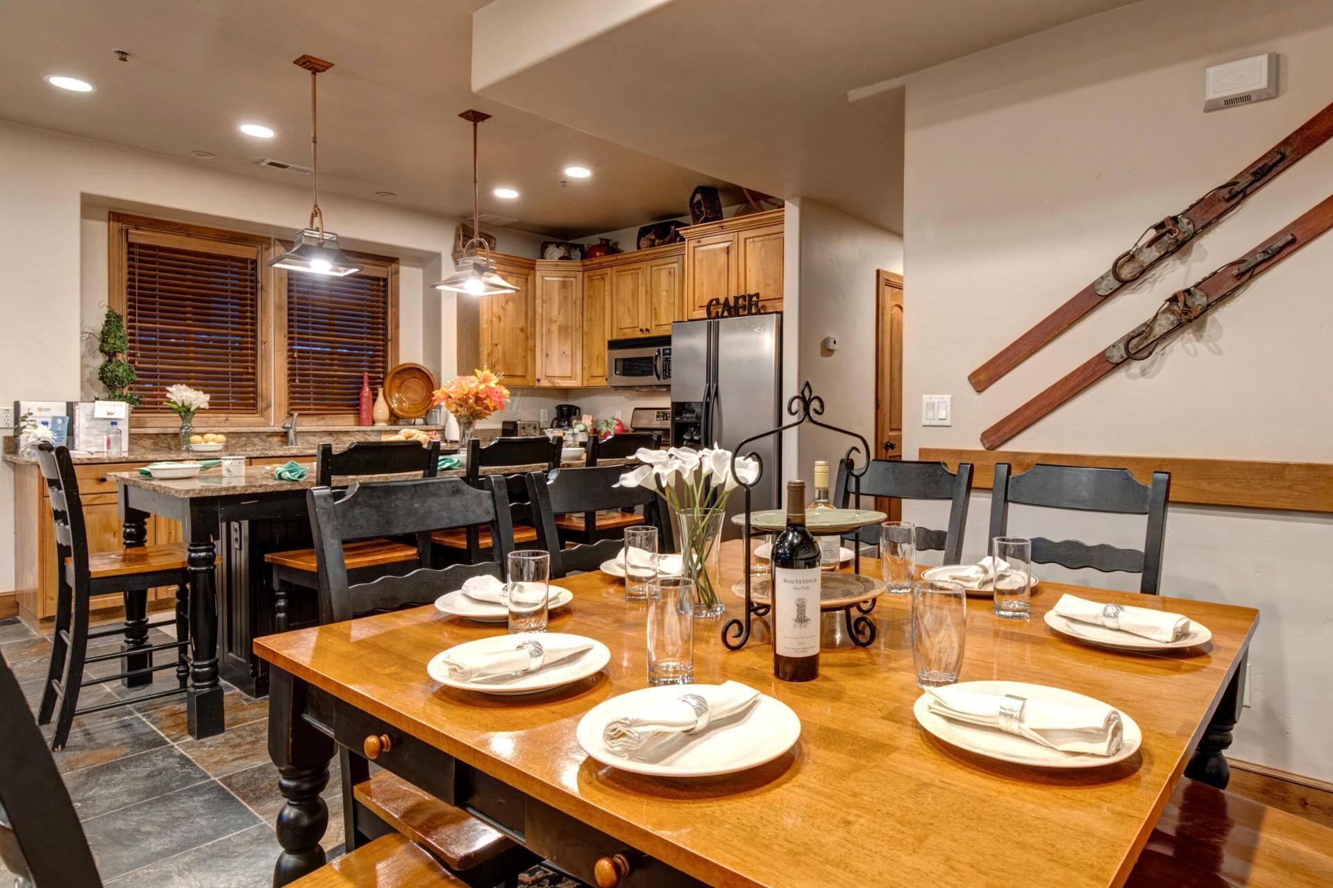 Townhome (Multiple Bedrooms) | Dining