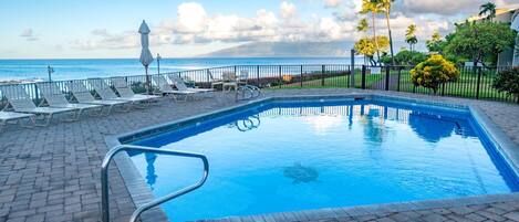 Condo (5 Bedrooms) | Pool