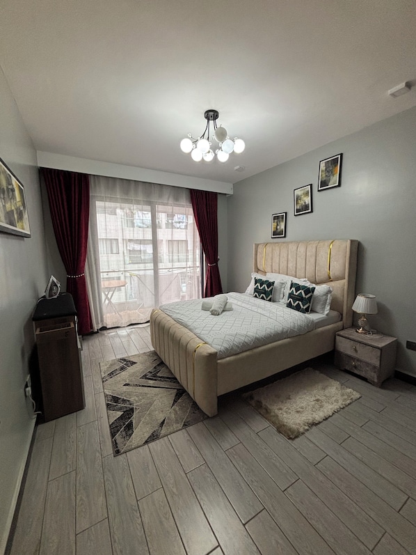 1 غرفة نوم ومكواة/لوح كي وواي فاي وملاءات أسرّة