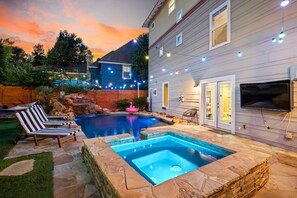 Outdoor pool, a heated pool