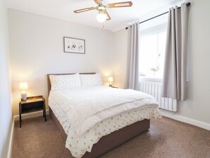 2 bedrooms, individually decorated, individually furnished, free WiFi - Lockmans Cottage (Llanymynech)