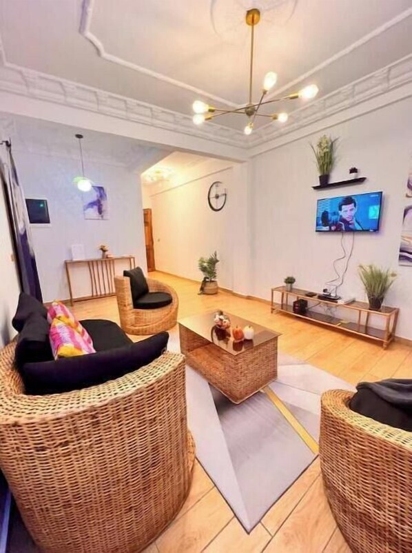 Living area - Residence Ethan Nji - Chic Space (Yaoundé)