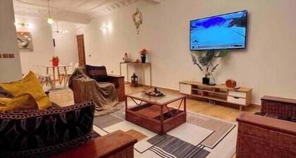 Residence Ethan Nji - Charming Oasis