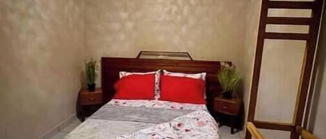 6 sovrum, strykjärn/strykbräda, internet och sängkläder