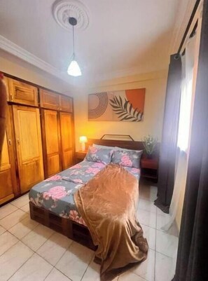 1 bedroom, iron/ironing board, WiFi, bed sheets - Residence Ethan Nji - Relaxing Flat (Yaoundé)