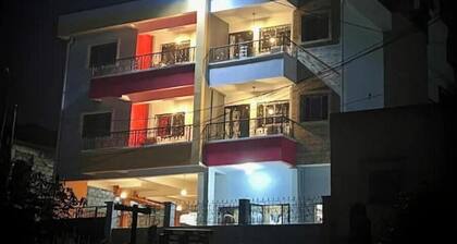 Residence Ethan Nji - Green Land