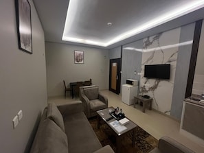 Studio Basic | Area keluarga