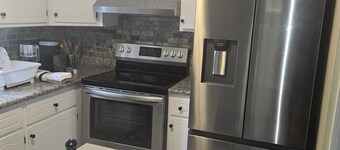 Charming 3-bedroom house in delightful Peabody