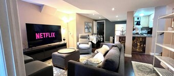 Cozy Stay Near Whitby Downtown – 9 Mins to the Lake, Wildlife & Nature Trails!