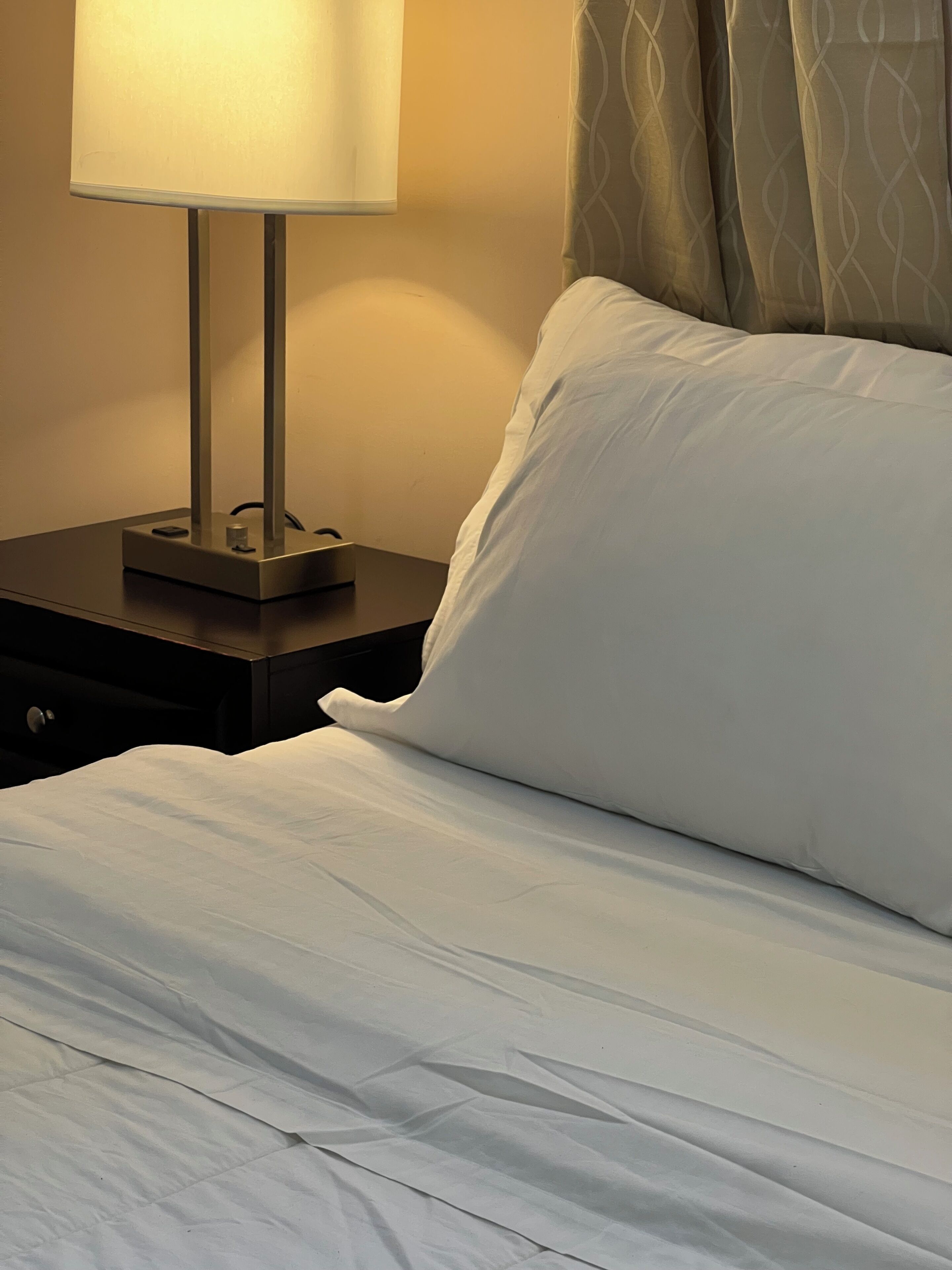 3 chambres, fer et planche à repasser, Wi-Fi, literie fournie